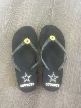 Dallas Cowboys Black Glitter Strap Flip Flops size 6